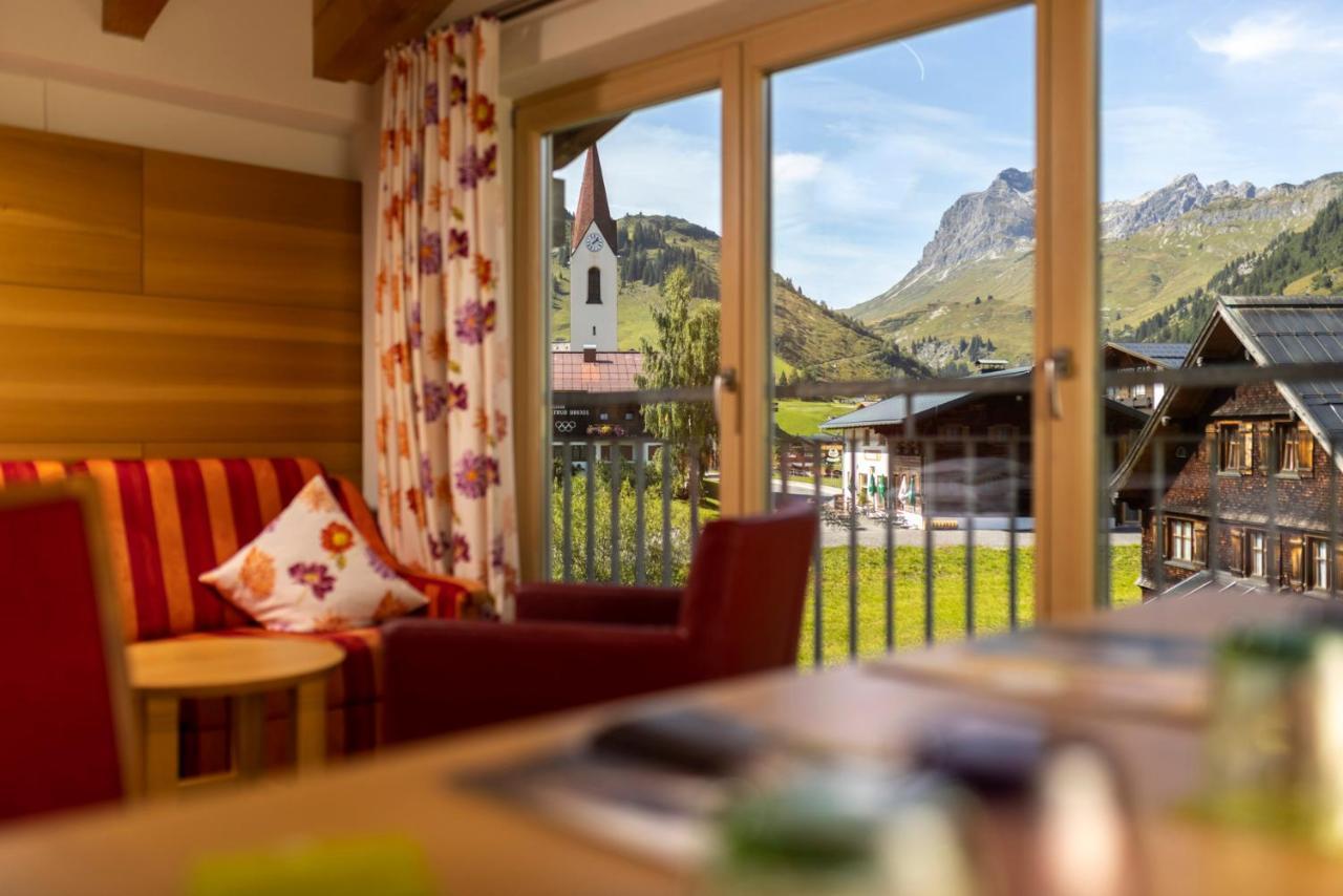 Hotel Walserberg Warth  Exteriör bild