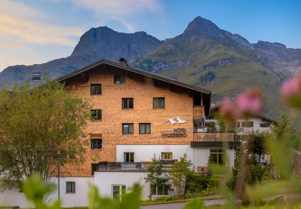 Hotel Walserberg Warth  Exteriör bild